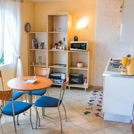 Katarina Apartment *
